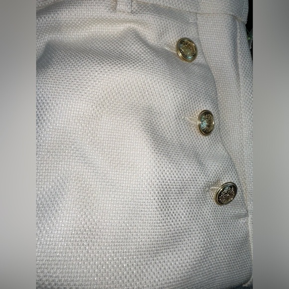 H&M textured shorts new with tags SIZE 14 beige in color - Picture 4 of 4